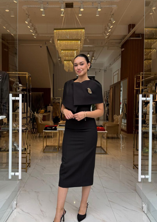 SETRE SİYAH TASARIM ELBİSE