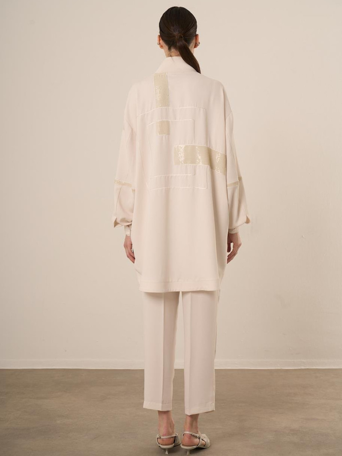 PAYET NAKIŞLI TAKIM-EKRU